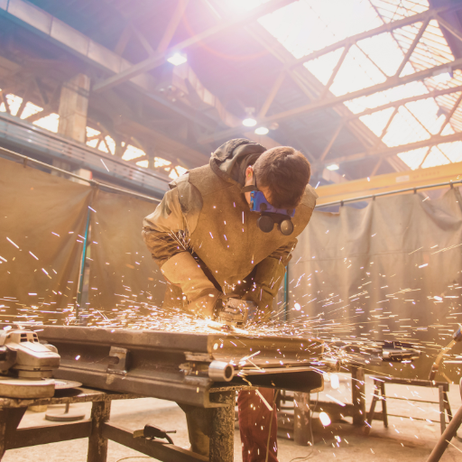 What are the Challenges in Wind Turbine Manufacturing?